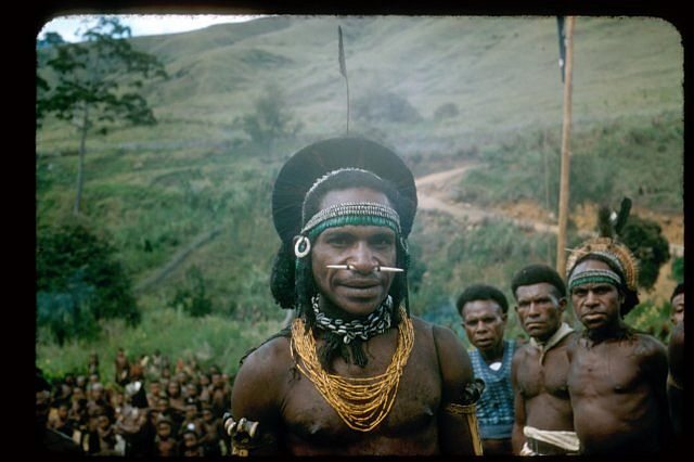 Henganofi Patrol Post 1957 and 1958 - Photos from Ross Johnson - Papua ...