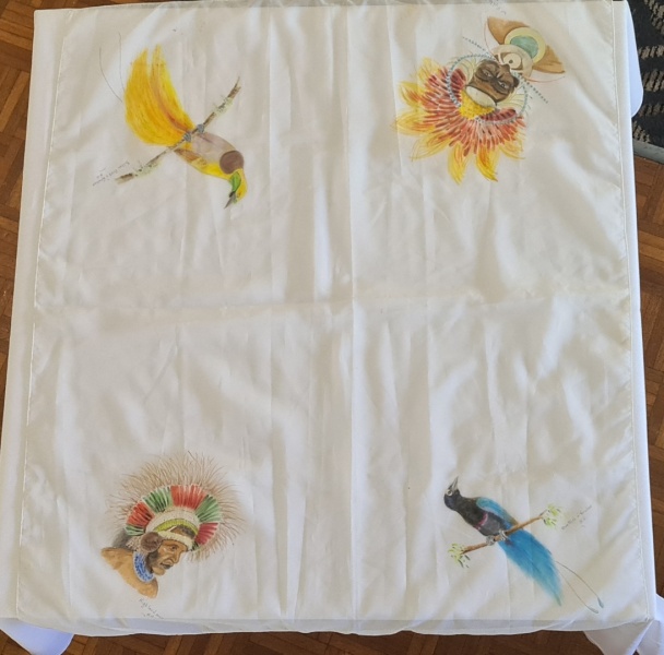 Silk-painted-tableclot-on-display-from-Bronwyn-Vickers_if-anyone-knows-the-artist-email-editor@pngaa.neth-1